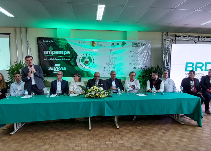Fórum reforça avanços científicos para fortalecer a vitivinicultura na Campanha gaúcha