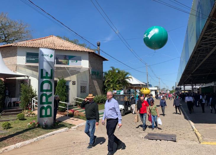 BRDE terá R$ 350 milhões para novos financiamentos durante a Expointer 2023